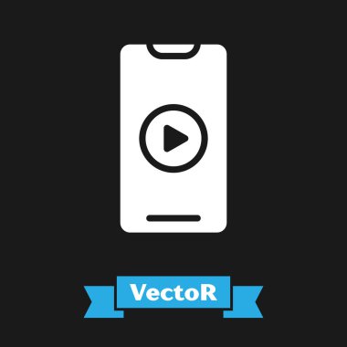 Siyah arkaplanda White Online video oynatma simgesi izole edildi. Akıllı telefon ve üzerinde oyun işareti olan film şeridi. Vektör İllüstrasyonu.