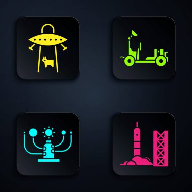 Uzay limanından roketi fırlatın, UFO ineği, güneş sistemini ve Mars aracını kaçırdı. Siyah kare düğme. Vektör.