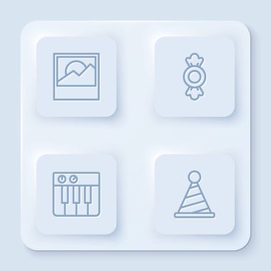 Set hattı Photo, Candy, Music synthesizer ve Party şapkası. Beyaz kare düğme. Vektör.