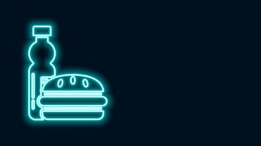 Parlayan neon hattı. Siyah arka planda izole edilmiş bir şişe su ve burger ikonu. Soda su içme tabelası. Hamburger, çizburger sandviçi. Fast food menüsü. 4K Video hareketli grafik canlandırması