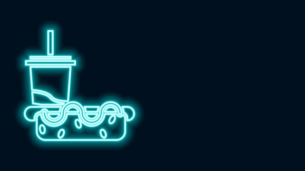 Ligne lumineuse néon Verre en papier avec paille à boire et icône de hot-dog isolé sur fond noir. Soda aqua boisson signe. Hamburger, sandwich cheeseburger. Animation graphique de mouvement vidéo 4K — Video