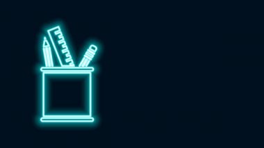 Parlak neon hattı kalem kutusu kırtasiyesi simgesi siyah arkaplanda izole edildi. Kalem, kalem, cetvel. 4K Video hareketli grafik canlandırması