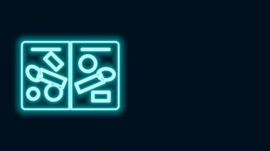 Siyah arkaplanda izole edilmiş vize damgalı parlak neon hattı pasaport sayfaları. Yabancı pasaportu özel vize pullarıyla açılmış. Seyahat konsepti. 4K Video hareketli grafik canlandırması