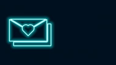 Parlayan neon hattı Zarfın içinde siyah arka planda Valentine 'ın kalp ikonu var. Mesaj aşkım. Aşk ve romantizm mektubu. 4K Video hareketli grafik canlandırması