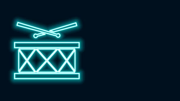 Leuchtende Neon Line Drum mit Schlagzeug-Sticks-Symbol isoliert auf schwarzem Hintergrund. Musikzeichen. Symbol für Musikinstrumente. 4K Video Motion Grafik Animation — Stockvideo