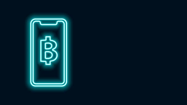 Žhnoucí neonová linka Mobilní telefon a kryptoměna mince Bitcoin ikona izolované na černém pozadí. Fyzická bitová mince. Zabezpečená šifrovací měna založená na blockchainu. Grafická animace pohybu videa 4K — Stock video