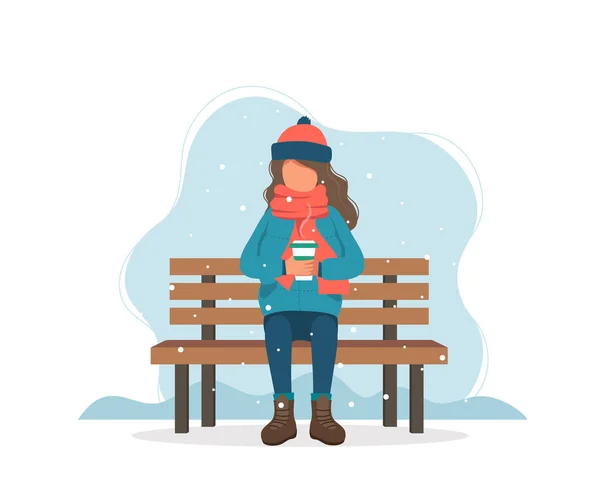 Девушка, сидящая зимой на скамейке с кофе. Симпатичная векторная иллюстрация в плоском стиле — стоковый вектор