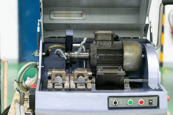 气动设备和液压系统 电气设备和机械设备 供工厂生产用 — 图库照片