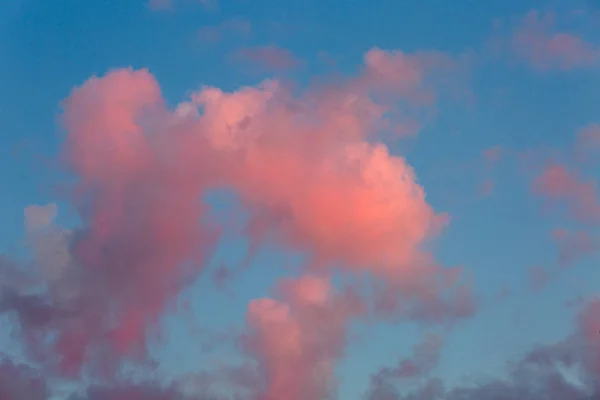 Incredibile Cielo Tramonto Con Nuvole Sole — Foto Stock