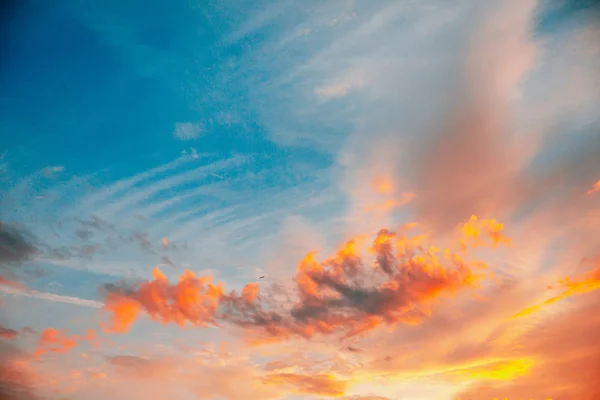 Increíble Puesta Sol Cielo Con Nubes Sol — Foto de Stock