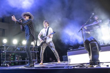 Lp, Ünlü Amerikalı Şarkıcı, Bratislava, Slovakya canlı gösterisi. Laura Pergolizzi, Lp sahne adı altında performans sergileyen Amerikalı şarkıcı ve söz yazarı..