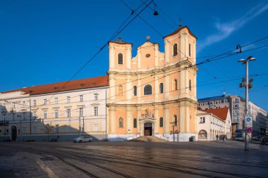 Matha 'lı Aziz John Katedrali ve Valois' li Aziz Felix veya Trinity Kilisesi, Bratislava, Slovakya.