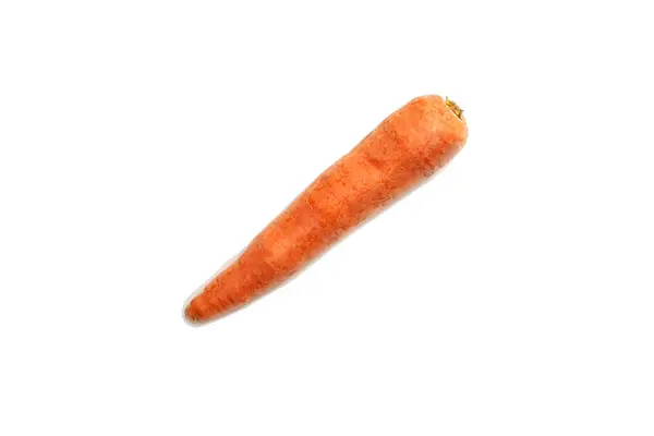 Морква ізольована на білому тлі з відсічним контуром — стокове фото