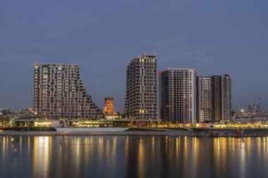 Geceleri Belgrad rıhtımı