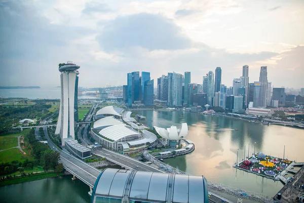 Pohled z ptačí perspektivy na panorama Singapuru v Singapuru — Stock fotografie