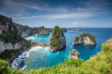 Bin Nusa Penida, Bali, Endonezya yakınındaki adada