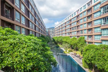 Modern condominium bina