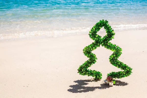 Christmas Tree Tinsel Seashore White Sand Blue Water Phuket Island — Stock Photo, Image