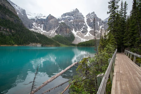 Una Foto Del Lago Morena Vista Piccolo Ponte Canada — Foto Stock