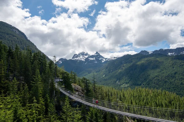 Знімок Гори Скай Пілот Супенсійного Мосту Небес Пілота Squamish Canada — стокове фото