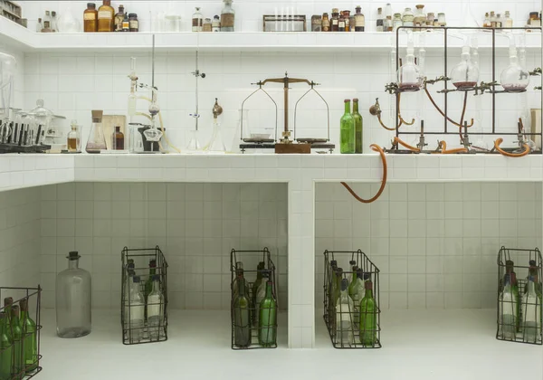 Old Vintage Wine Laboratory Countertop Full Instruments — Stock Photo, Image