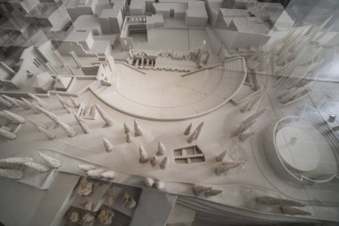 Cartagena, İspanya - 2018 Eyl 14th: Cartagena Roma Tiyatrosu maketi ve çevresi, Murcia, İspanya