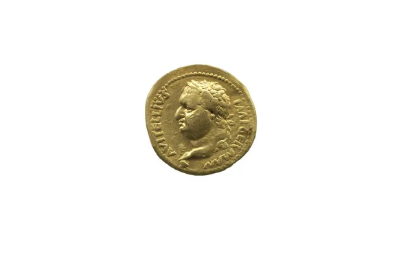 Moneda Oro Que Representa Emperador Romano Vitelio Aislado Sobre Blanco —  Fotos de Stock