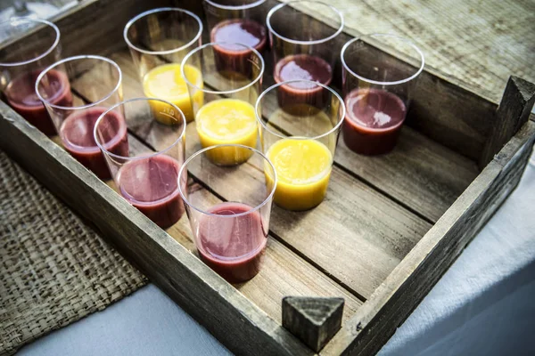 Rustic Tray Wooden Box Ecological Juices Glasses Overhead Shot — Stock Photo, Image