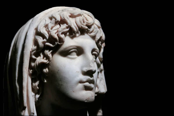 Gesluierde hoofd van kolonie godheid depucting Octavius Augustus — Stockfoto
