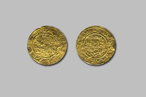 Dinars from Cordoba Caliphate period, Hisam II rule, 1011 AC — Stock Photo, Image