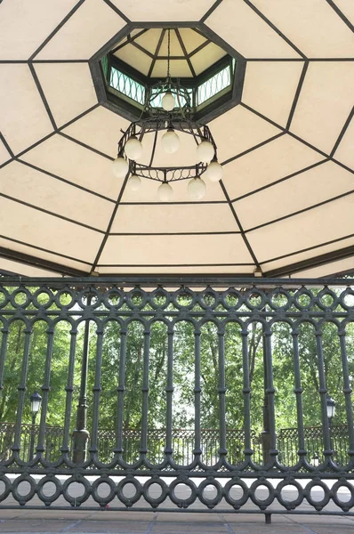 Park bandstand of modernism style, Brunete, Spain — Stock Photo, Image