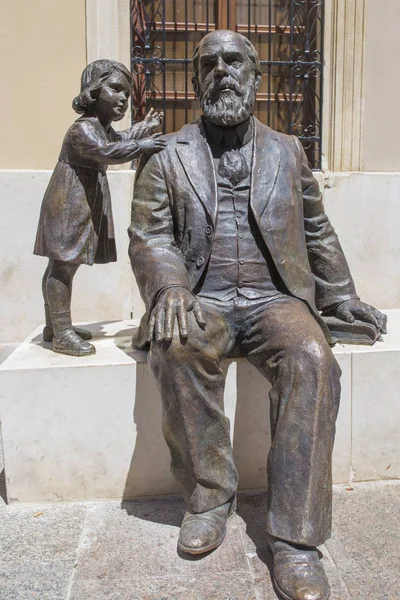 Rzeźba z brązu Martina Beldy, wielkiego XIX-wiecznego polityka — Zdjęcie stockowe