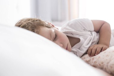 3 yıl Toddler çocuk uyku bu Siesta üzerinde yatak