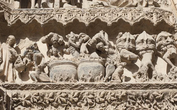 Final Judgment scene of Hell at Leon Cathedral, Spain — Stock Photo, Image