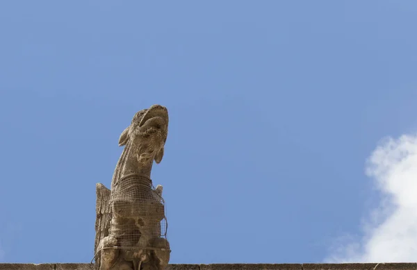 Leon Cathedral gargoyle, İspanya — Stok fotoğraf