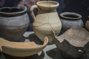 Jaen İber Müzesi'nde İber kil parçaları 