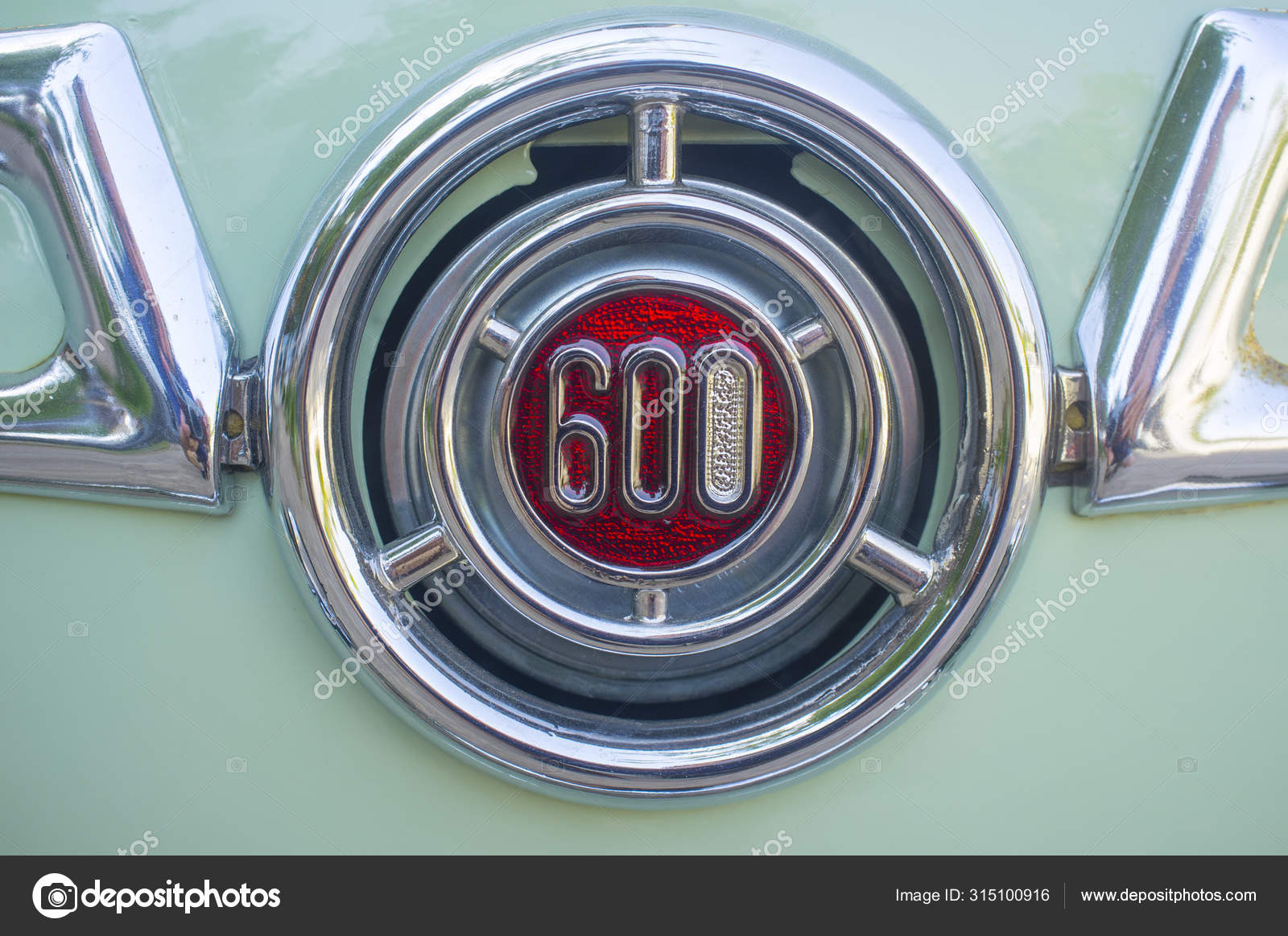 Seat 600 emblem model brand – Stock Editorial Photo © WHPics #315100916