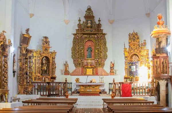 スペインのホーナコス 2020年5月31日 フランシスコ会修道院サン イルデフォンソは1526年にスペイン王シャルル1世によって設立された スペインのエストレマドゥーラ州ホーナチョス — ストック写真