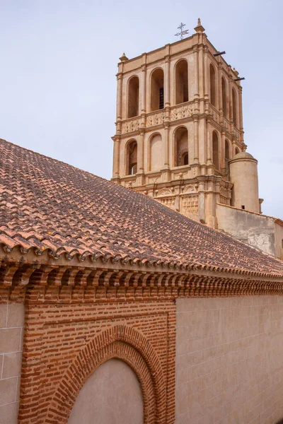 Purisima Concepcion Kilisesi Çan Kulesi Çatı Hornachos Extremadura Spanya — Stok fotoğraf