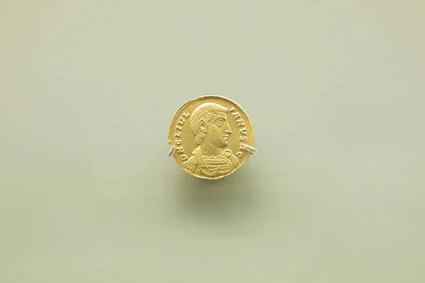 Mérida España Agosto 2018 Moneda Oro Del Emperador Romano Diocleciano — Foto de Stock