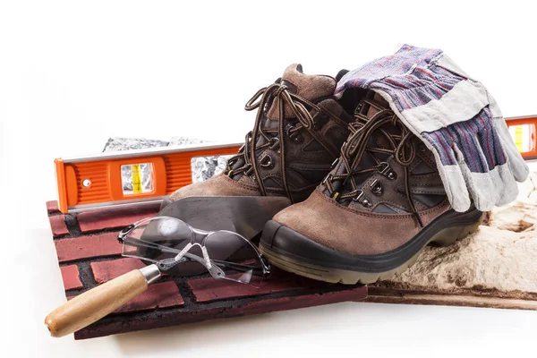 Botas Para Trabajo Anteojos Guantes Baldosas Sobre Fondo Blanco — Foto de Stock