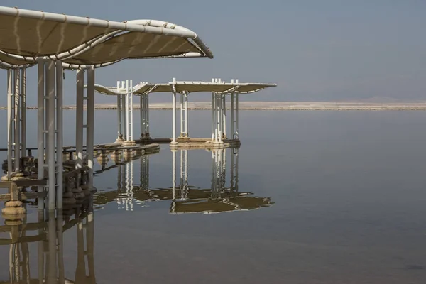 Lente seizoen om de dode zee te bezoeken — Stockfoto