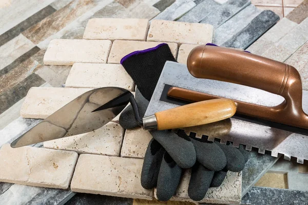 Trowel Trowel Gloves Tile Background — Stock Photo, Image