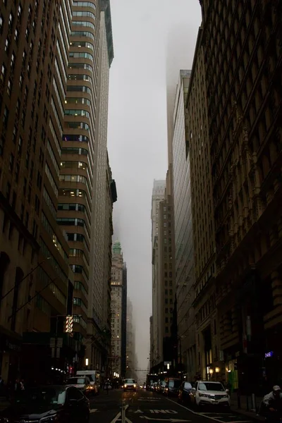 Мряка Нью Йорк Стріт — стокове фото