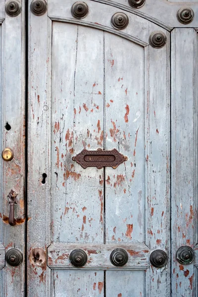 Puerta Madera Envejecida Con Ranura Para Letras Con Escritura Cartas — Foto de Stock