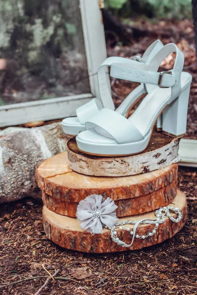 Nature wedding rustic shoes inspiration