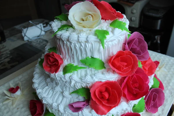 Cake Wedding Celebration Birthday White Roses Royalty Free Stock Images