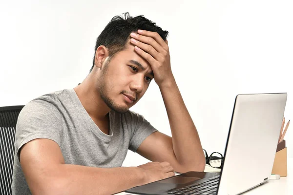 Casually Dressed Startup Business Man Holding His Head Looking Stressed — Stock Photo, Image