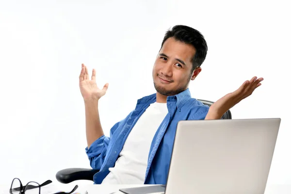 Casually Dressed Startup Business Man Sitting Relaxed Posture Hands Raised — Stock Photo, Image