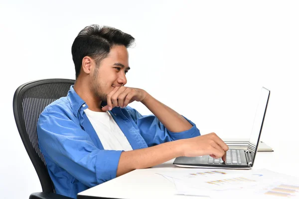 Casualmente Vestido Startup Homem Negócios Sentado Postura Relaxada Depois Ter — Fotografia de Stock